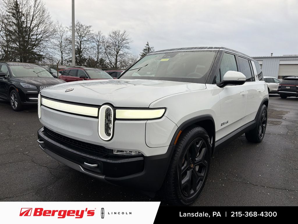 2024 Rivian R1S Adventure Dual Motor AWD