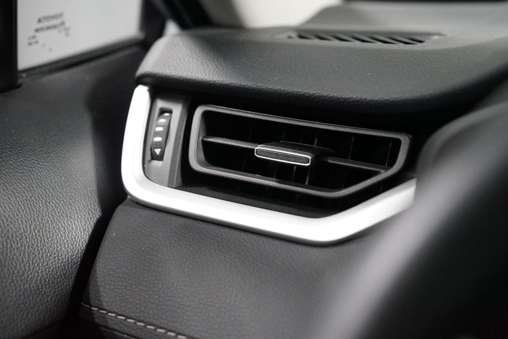 Thumbnail: 2024 Toyota RAV4 - 24