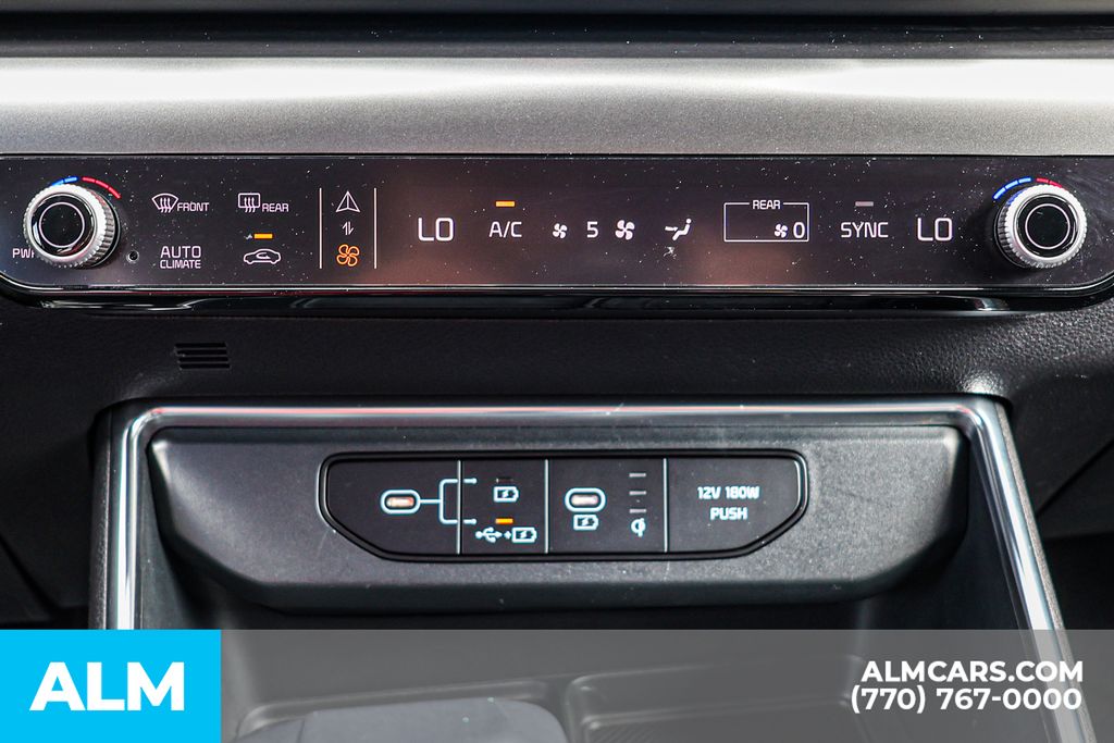 Used 2025 Black Kia SX image 43