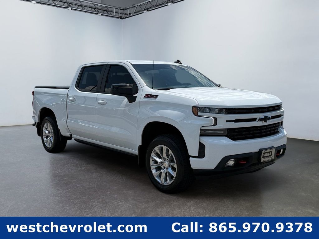 Summit White 2021 Chevrolet Silverado 1500 Pickup Truck Four-Wheel Drive 8-Speed Automatic
