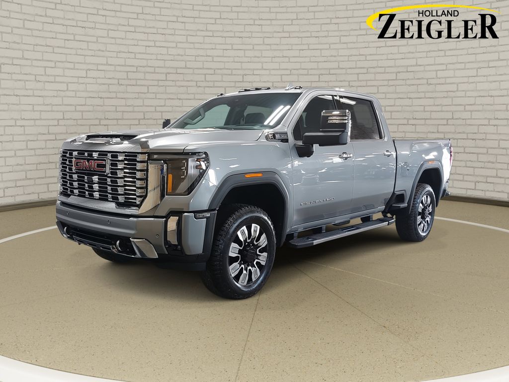 2025 GMC Sierra 3500HD Denali Crew Cab 4WD
