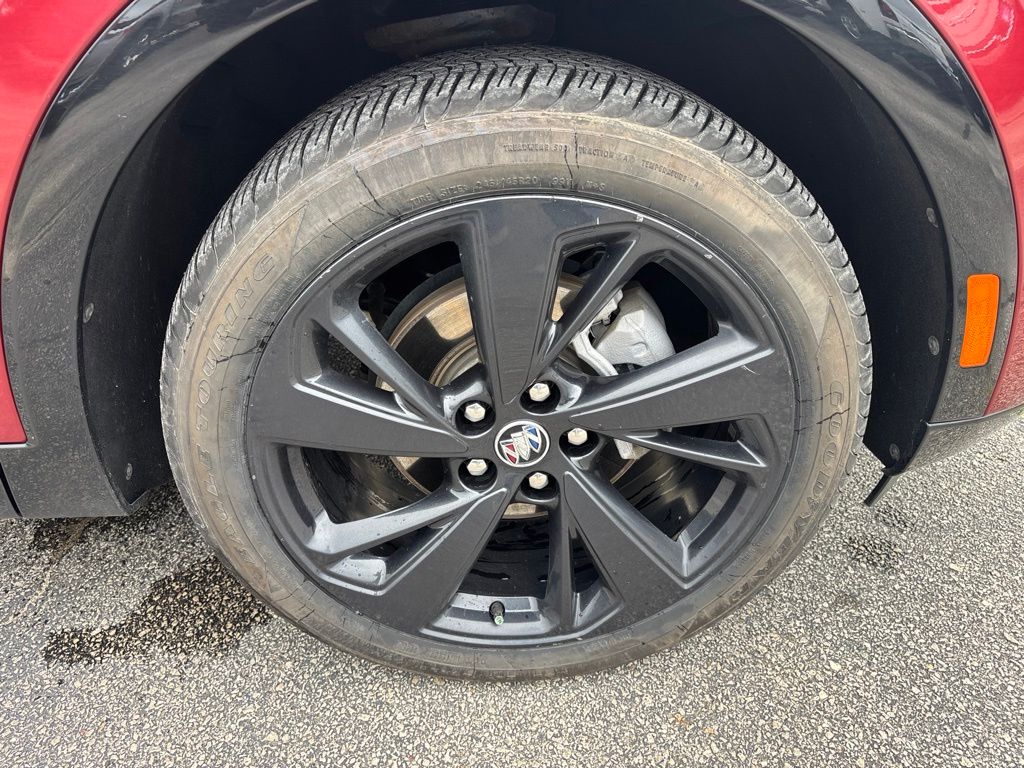Used 2023 Buick Envision SUV