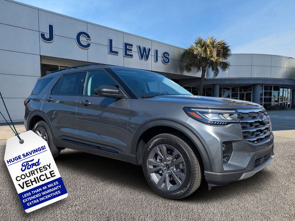 2026 Ford Explorer Active w/200A Pkg