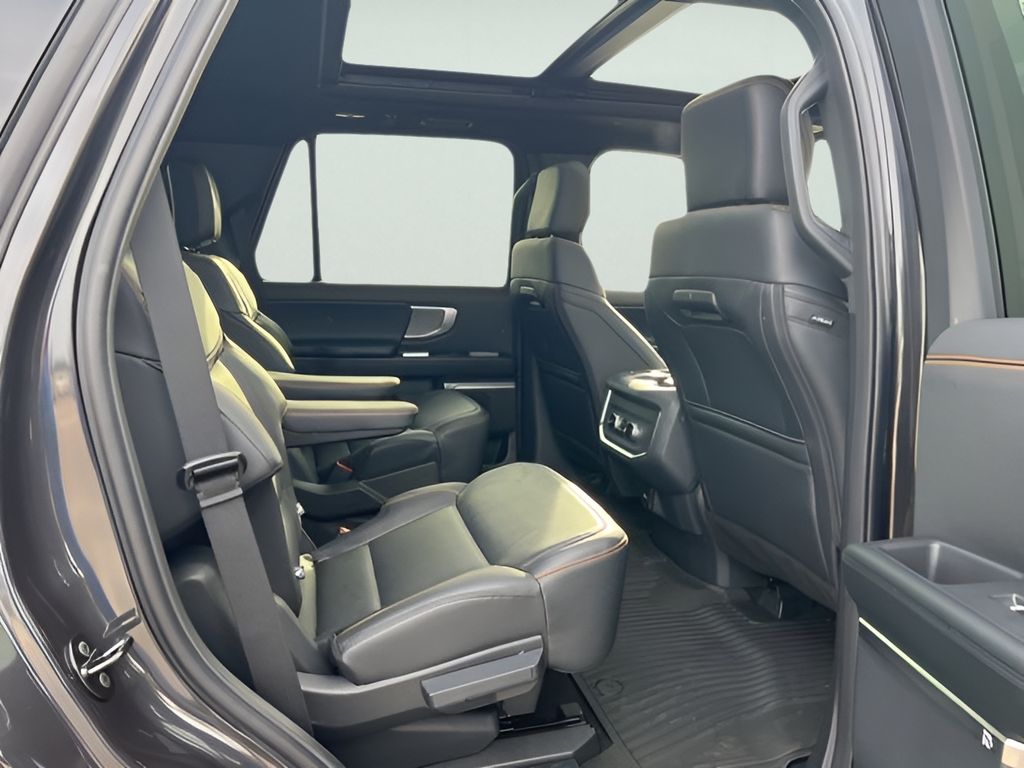 2025 Ford Expedition