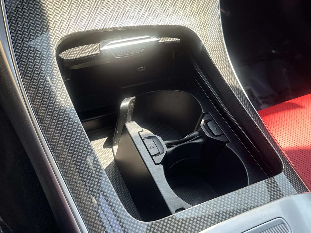 Thumbnail: 2024 Mercedes-Benz C-Class - 21