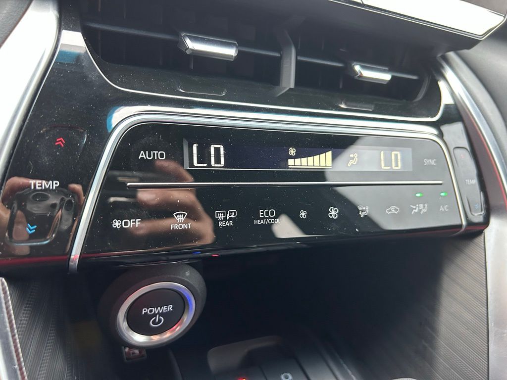 2024 Toyota Venza Nightshade Edition 26