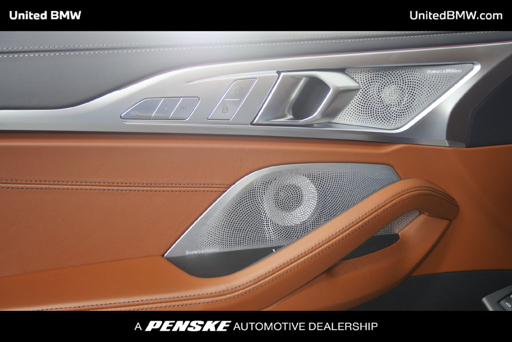 Thumbnail: 2026 BMW 8 Series - 8