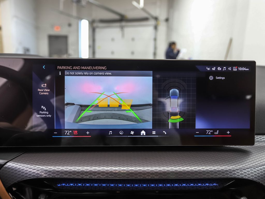 Thumbnail: 2026 BMW i4 - 19