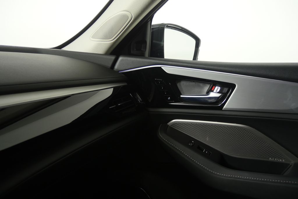 Thumbnail: 2023 Acura MDX - 30