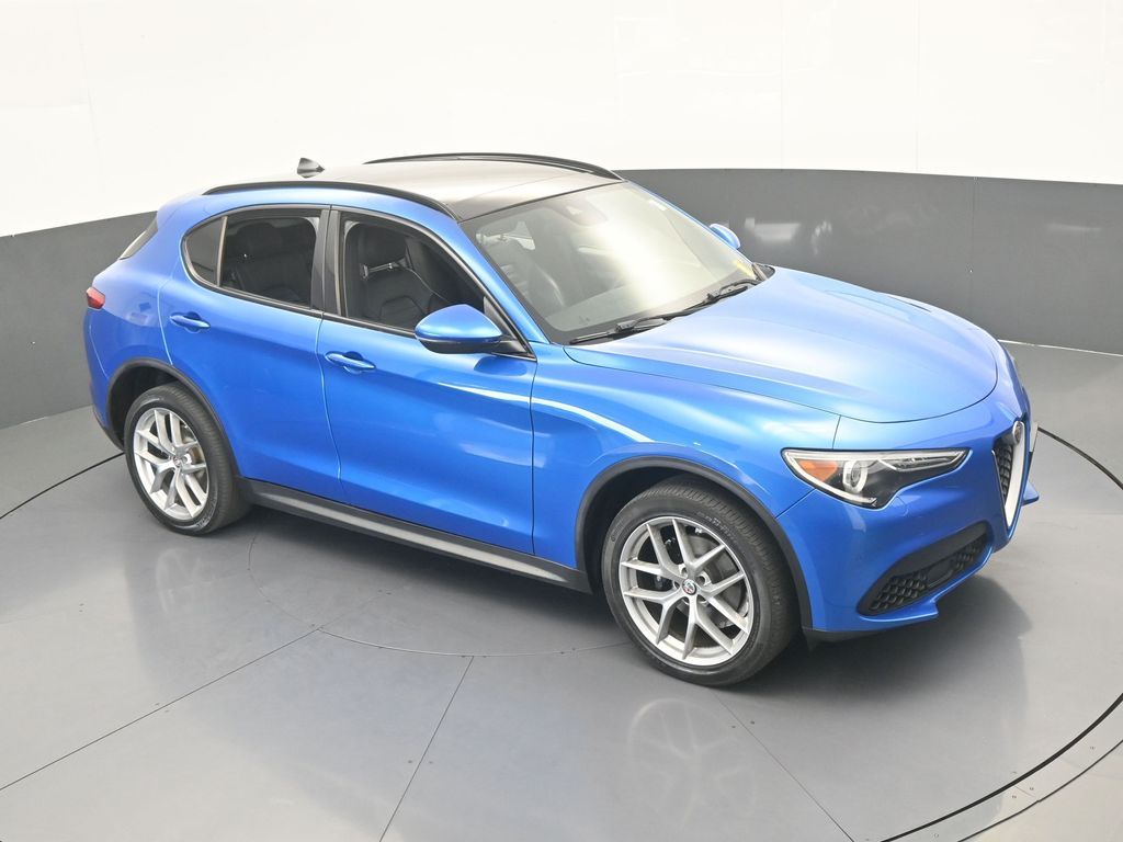 Used 2018 Misano Blue Metallic Alfa Romeo Ti image 54