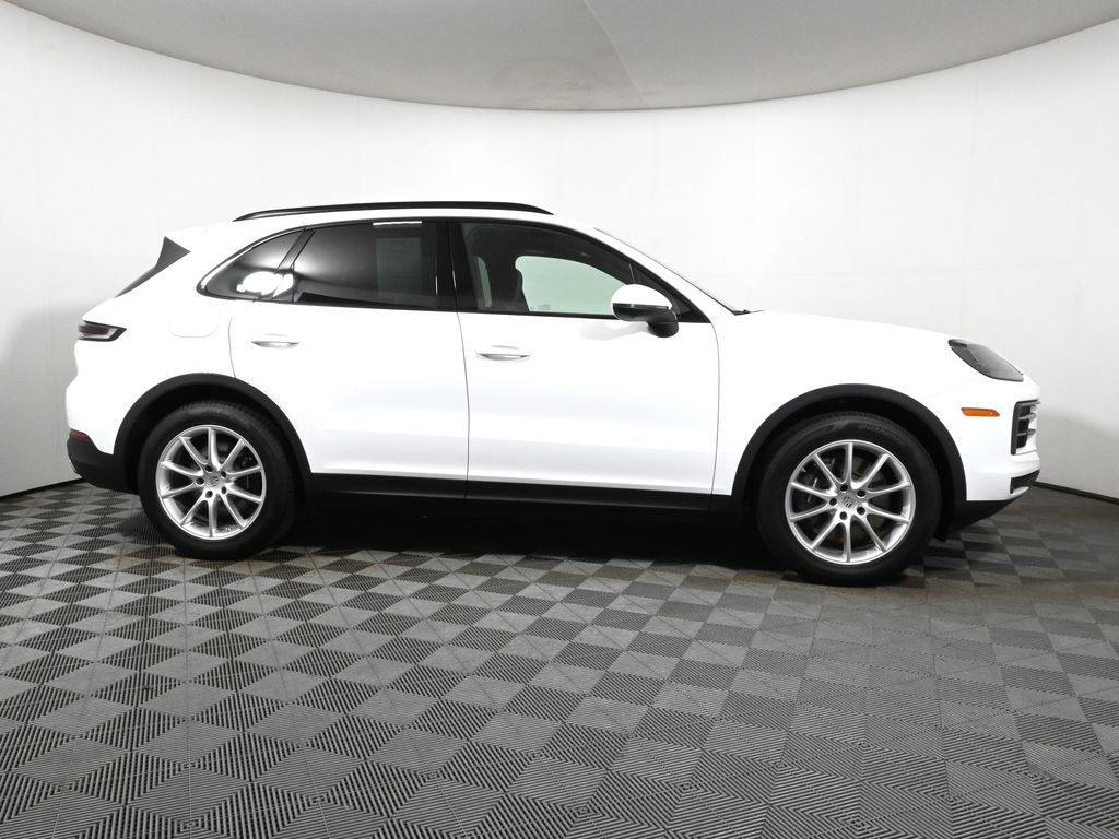 Thumbnail: 2024 Porsche Cayenne - 8
