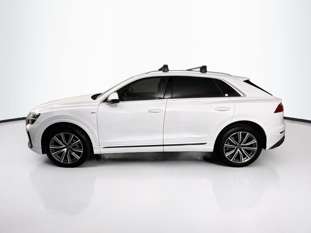 Thumbnail: 2027 Audi Q8 - 8