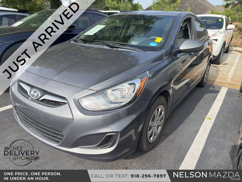 2012 Hyundai Accent GLS
