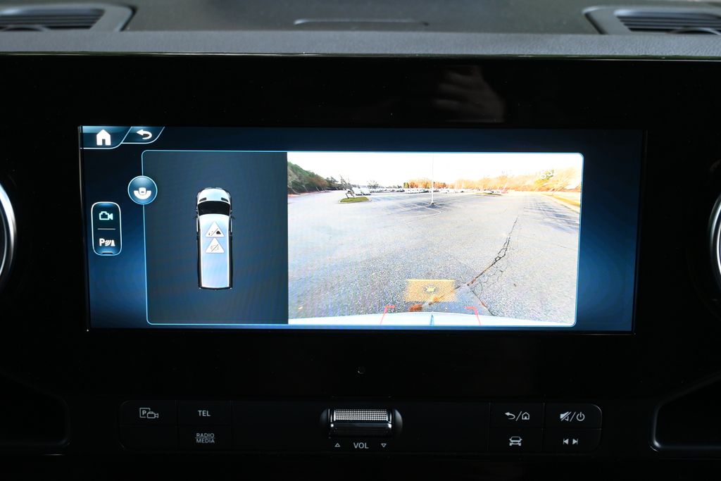 Thumbnail: 2025 Mercedes-Benz Sprinter - 19