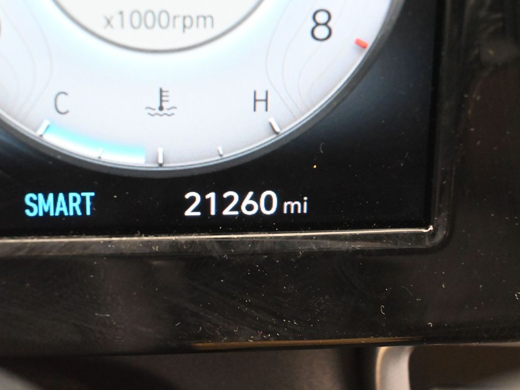 Used 2022 Electric Shadow Hyundai SEL image 27