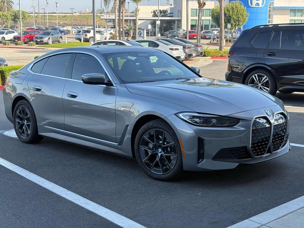 Thumbnail: 2024 BMW i4 - 4