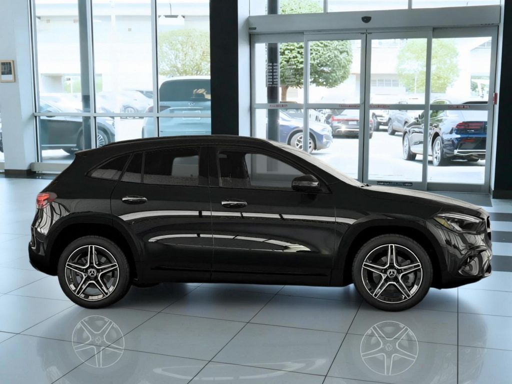 Thumbnail: 2026 Mercedes-Benz GLA - 15