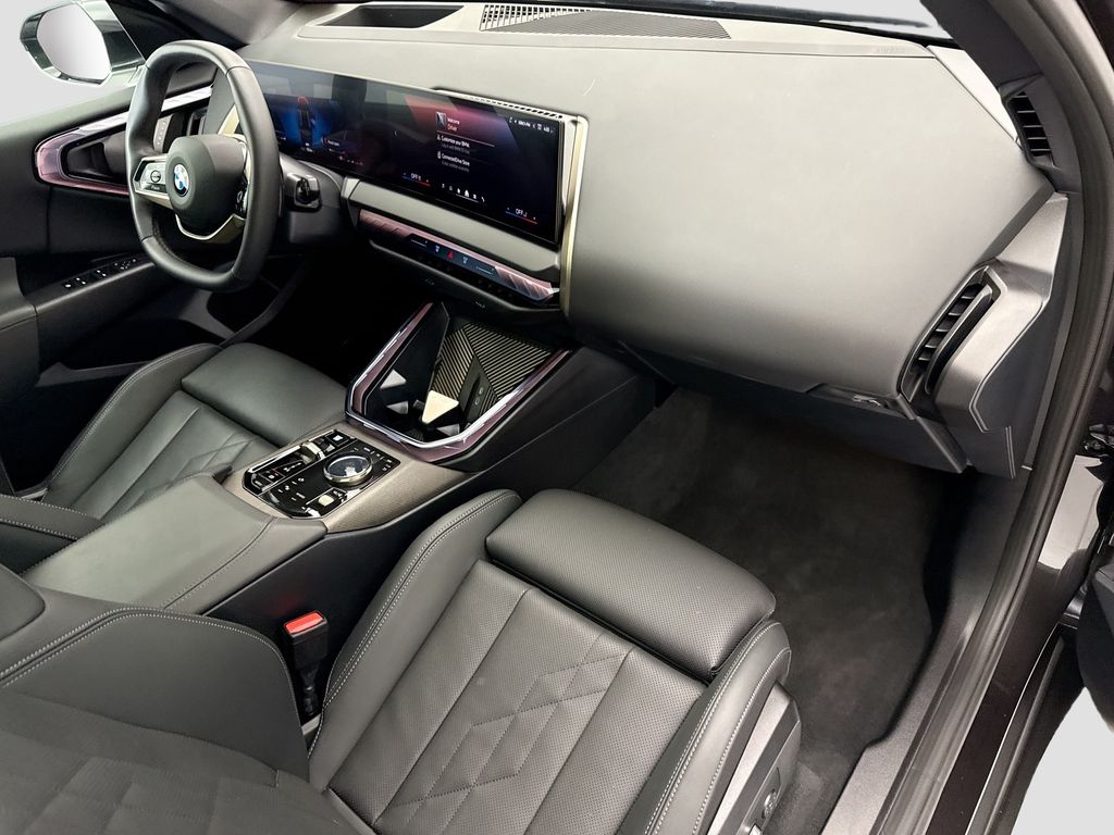 Thumbnail: 2025 BMW X3 - 15