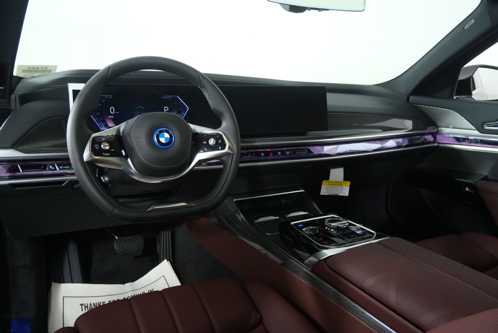 Thumbnail: 2026 BMW i7 - 18