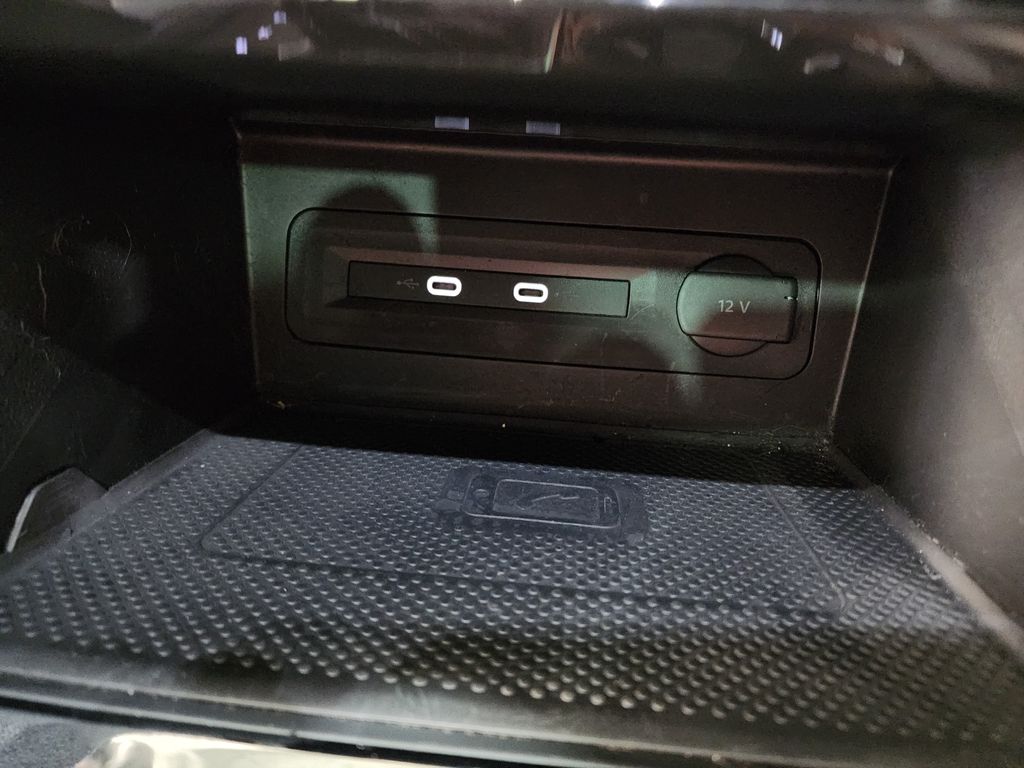 2021 Volkswagen Atlas Cross Sport 3.6L V6 SEL Premium R-Line