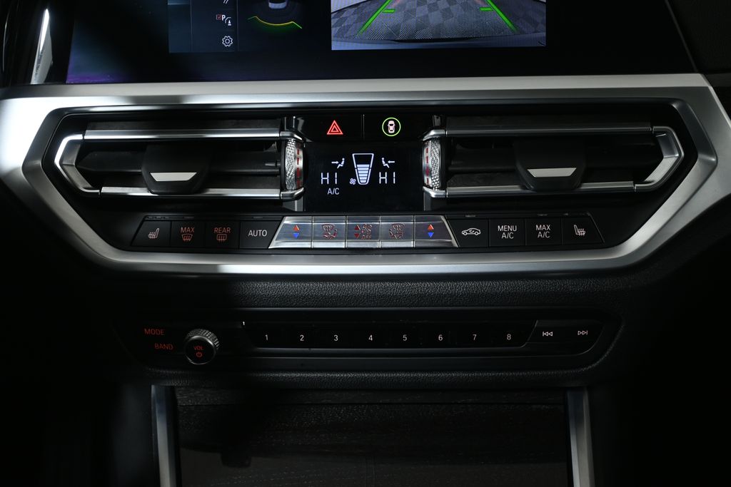 Thumbnail: 2019 BMW 3 Series - 24