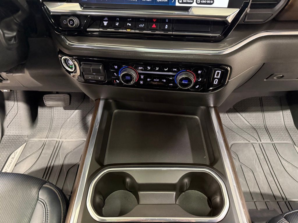 2024 Chevrolet Silverado 3500HD High Country