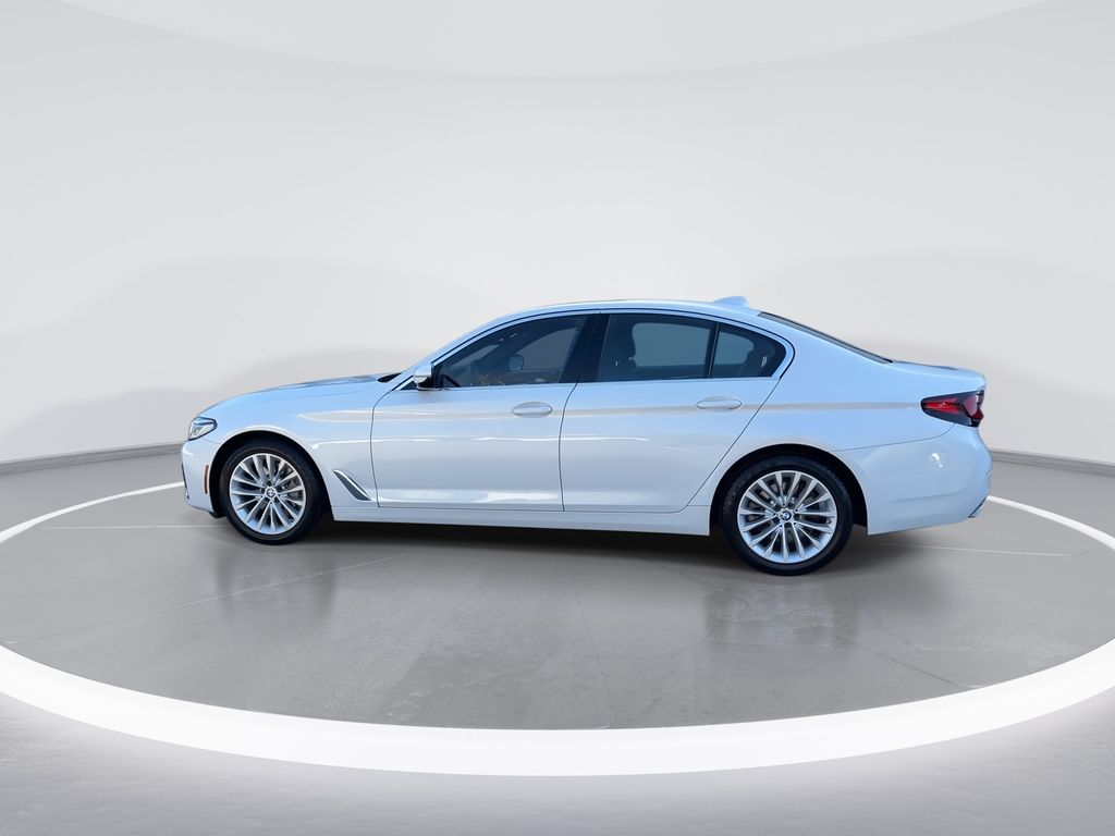 Thumbnail: 2023 BMW 5 Series - 5