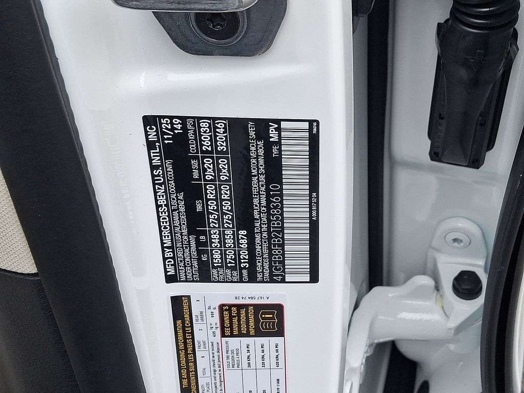 Thumbnail: 2026 Mercedes-Benz GLE - 18