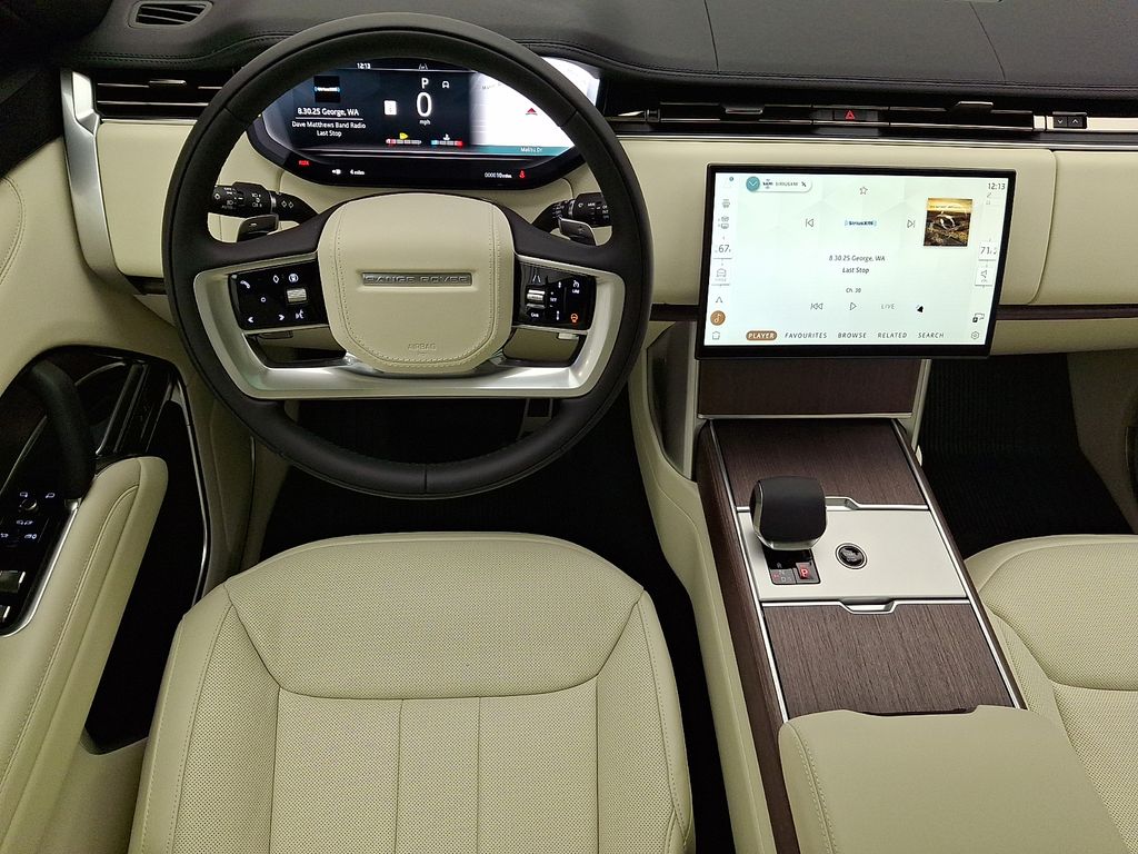 Thumbnail: 2026 Land Rover Range Rover - 9