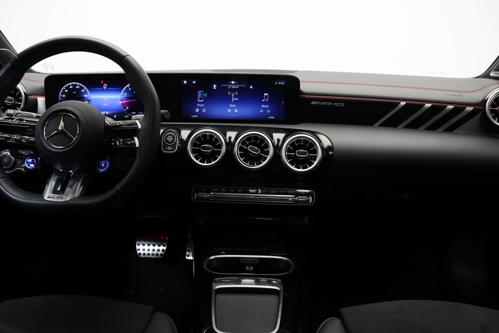 Thumbnail: 2025 Mercedes-Benz CLA - 18