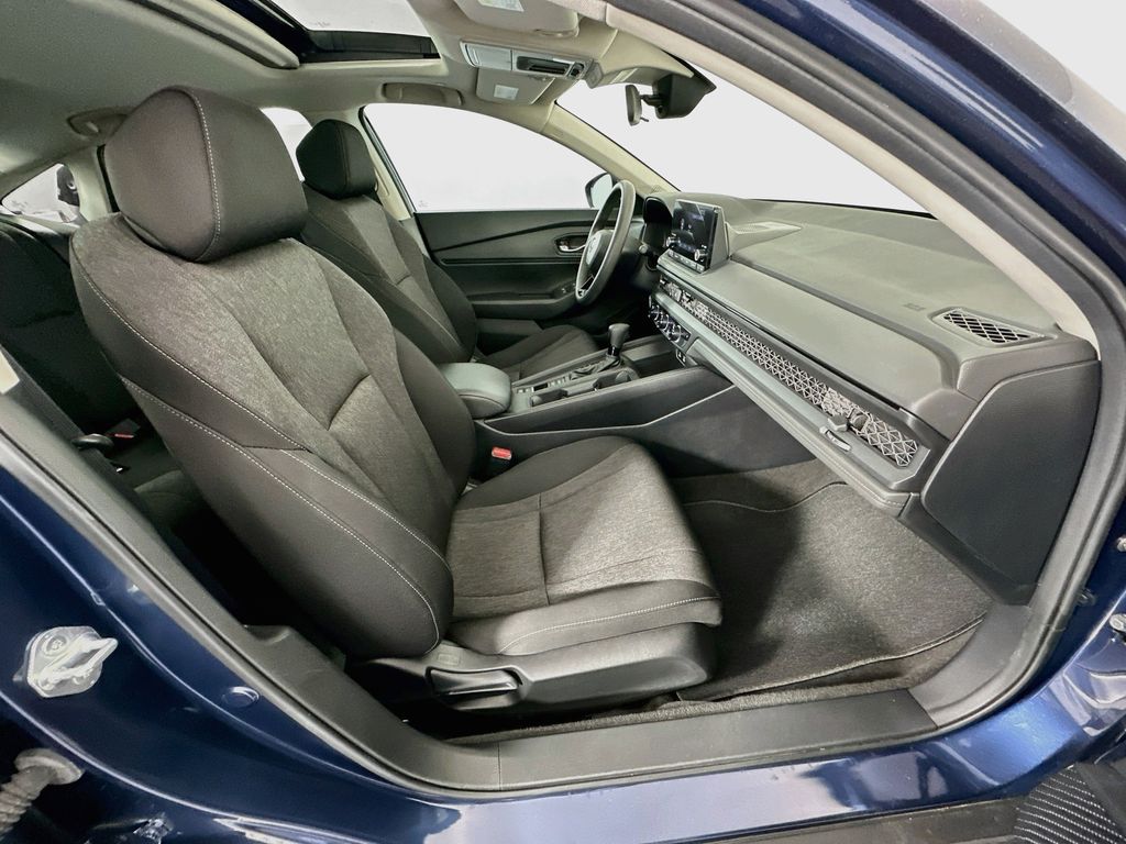 Thumbnail: 2023 Honda Accord - 27