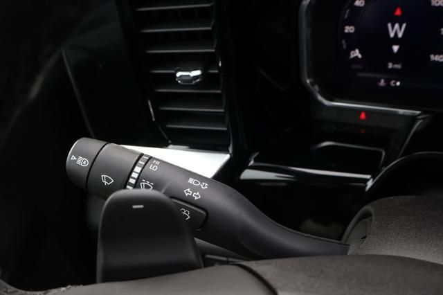 Thumbnail: 2026 Chevrolet Silverado 1500 - 24