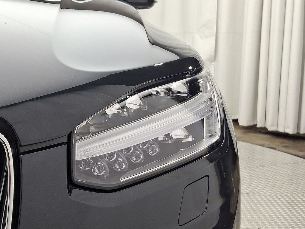 Thumbnail: 2021 Volvo XC90 - 9