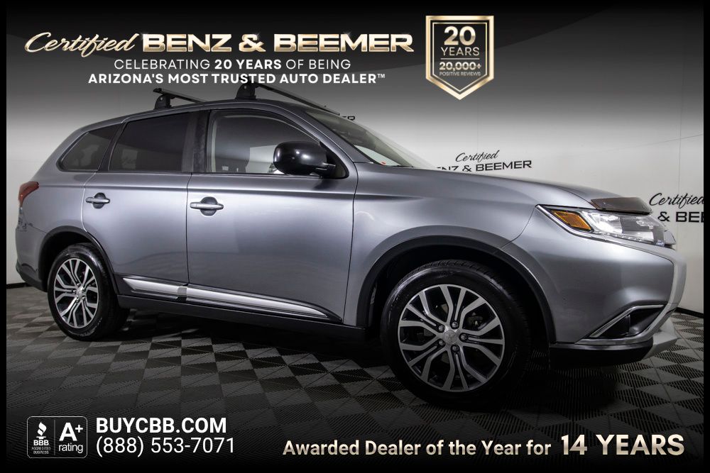Gray 2018 Mitsubishi Outlander SUV / Crossover Front-Wheel Drive Continuously Variable Transmission