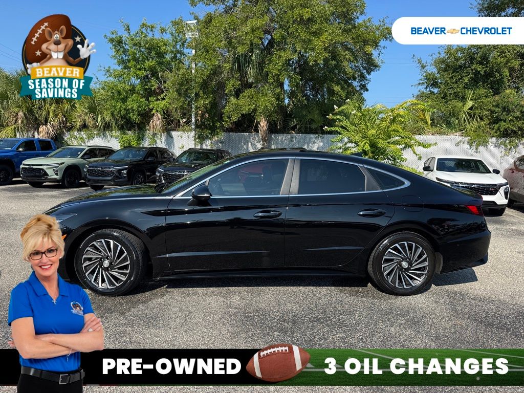 Used 2023 Hyundai Sonata Hybrid Sedan
