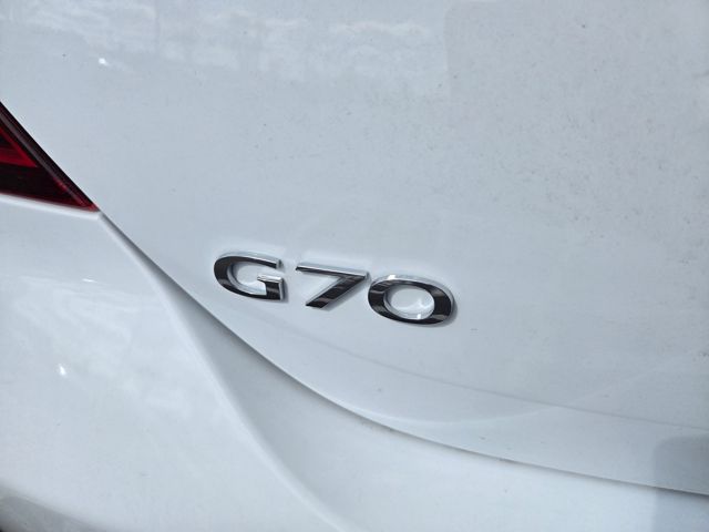2025 Genesis G70  11