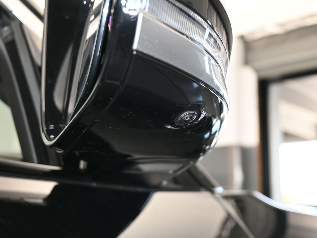 New 2025 Diamond Black Crystal Pearlcoat Jeep Summit image 49