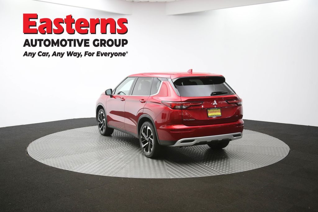 Used 2024 Red Mitsubishi SE image 64