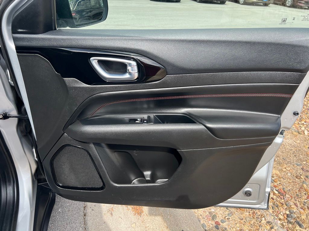 Used 2025 Jeep Compass SUV