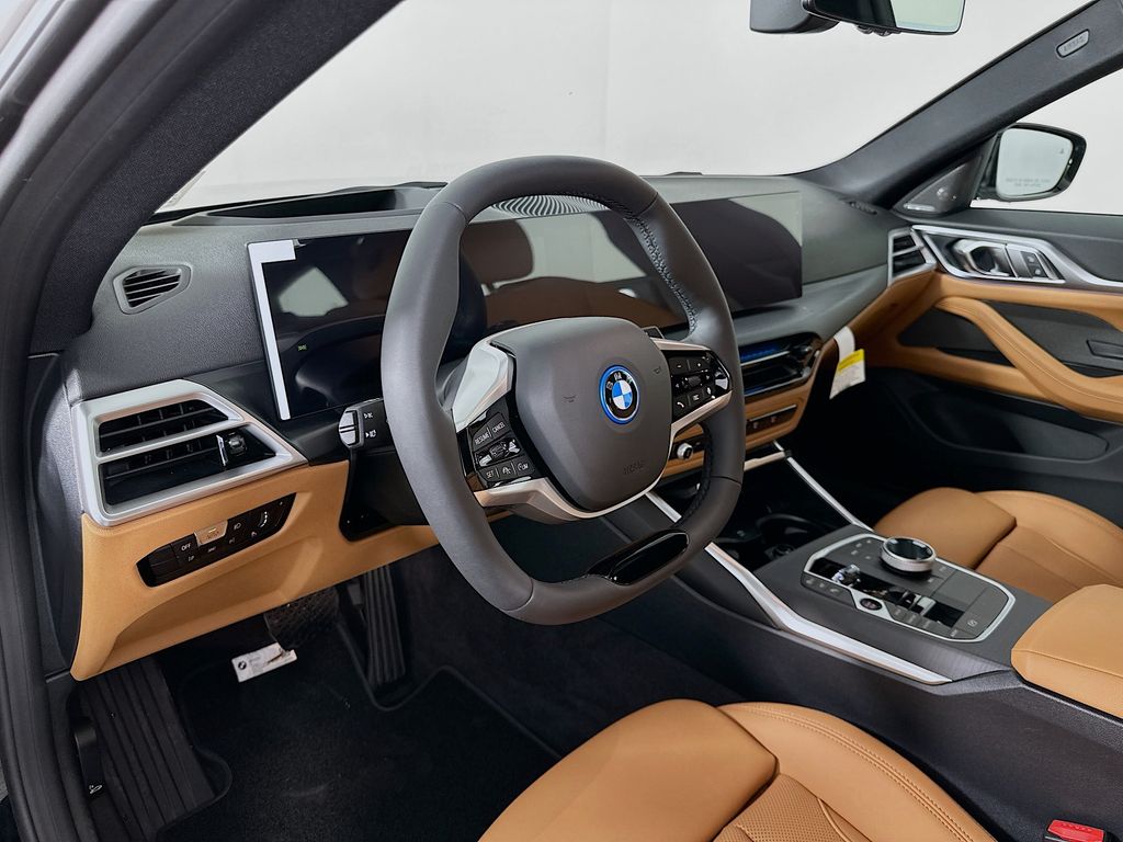 Thumbnail: 2026 BMW i4 - 9