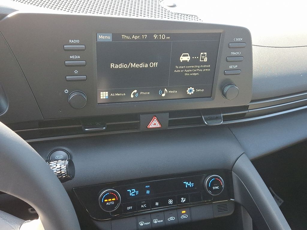 2025 Hyundai Elantra Sport 8