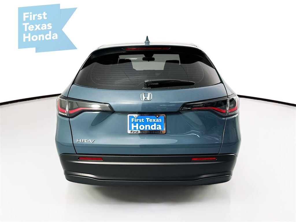 2025 Honda HR-V LX photo