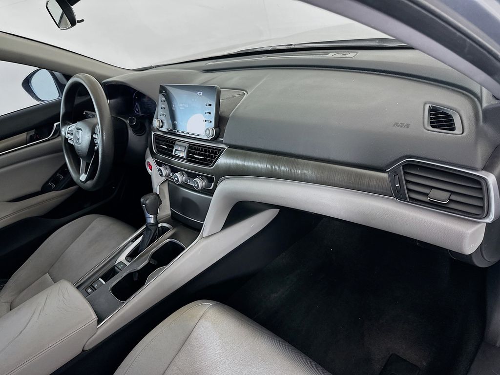 Thumbnail: 2018 Honda Accord - 27