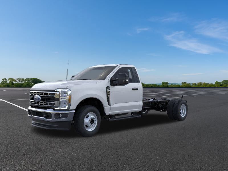 New 2025 Ford Super Duty F-350 Chassis Regular Cab (DRW) 169" Wheelbase XL