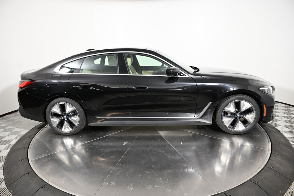 2025 BMW i4 xDrive40 6