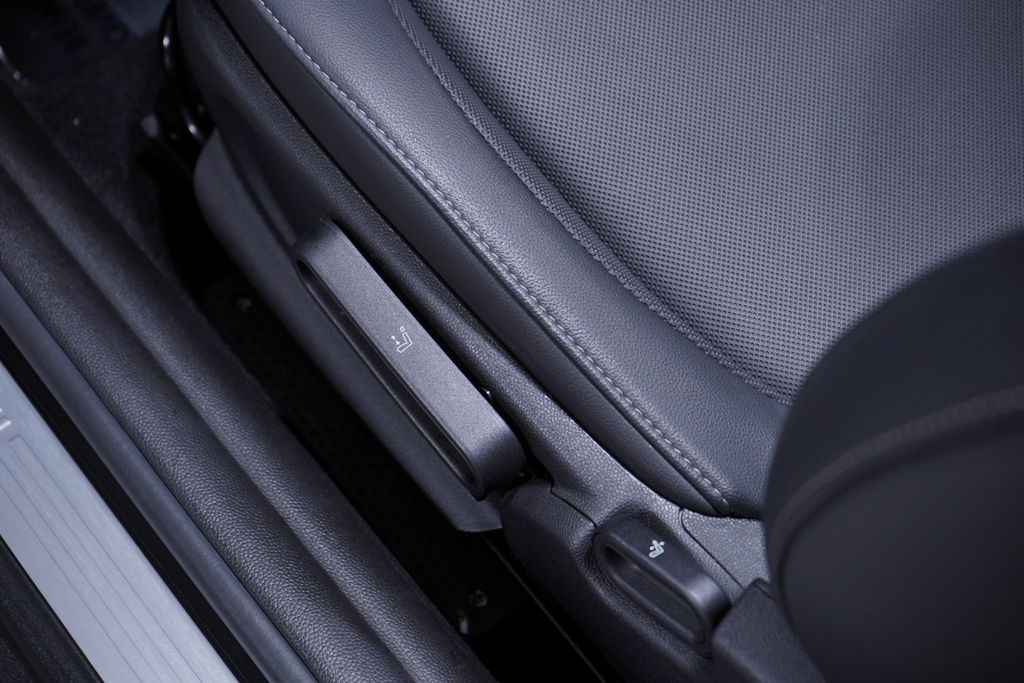 Thumbnail: 2022 MINI Cooper - 17