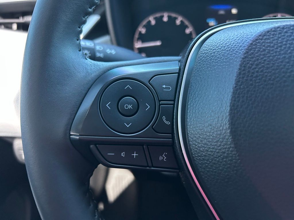 Thumbnail: 2025 Toyota Corolla - 18