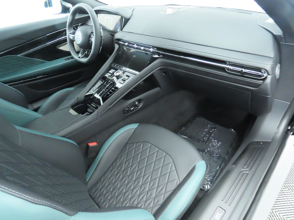 Thumbnail: 2025 Aston Martin DB12 - 18