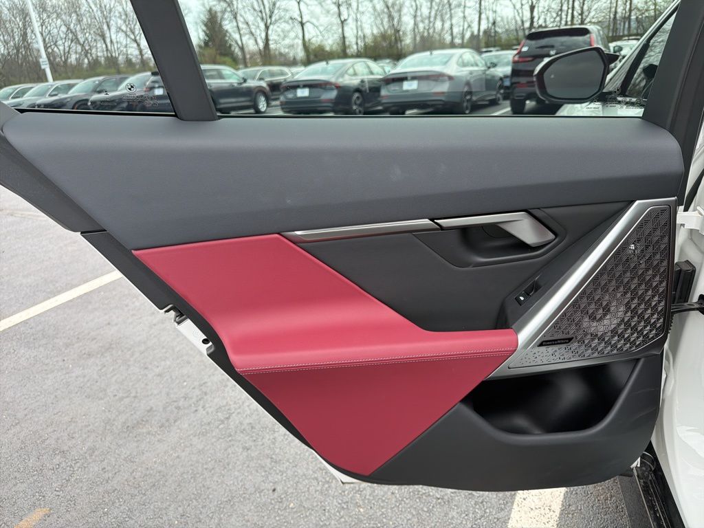 Thumbnail: 2024 BMW i5 - 20