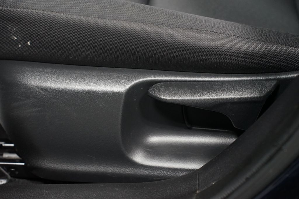 Thumbnail: 2024 Toyota Corolla - 30